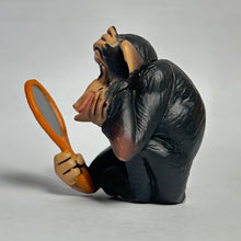 Cargar imagen en el visor de la galería, Chimpanzee - Trading Figure - Miniature - Cuchiwaii
