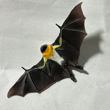 Load image into Gallery viewer, Daito flying fox - Trading Figure - Miniature - 137 - Cuchiwaii

