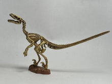 Load image into Gallery viewer, Deinonychus - Trading Figure - Miniature (050) - Cuchiwaii

