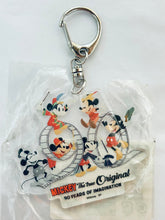 Cargar imagen en el visor de la galería, Disney Characters - Mickey Mouse - Film Acrylic Keychain - Cuchiwaii
