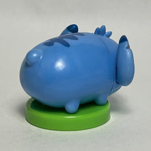 Load image into Gallery viewer, Disney Tsum Tsum - Stitch - Trading Figure - Choco Egg (111) - Cuchiwaii
