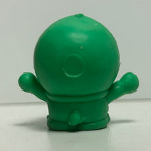 Cargar imagen en el visor de la galería, Doraemon - Eraser Figure - Banzai - Green ver. - Cuchiwaii
