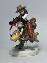 Cargar imagen en el visor de la galería, Dragon Ball - Son Goku &amp; Bulma - Candy Toy - Cuchiwaii
