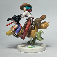Cargar imagen en el visor de la galería, Dragon Ball - Son Goku &amp; Bulma - Candy Toy - Cuchiwaii
