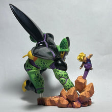 Cargar imagen en el visor de la galería, Dragon Ball Z - Perfect Cell vs. Son Gohan SSJ2 - Figure Capsule Neo - Cuchiwaii
