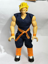 Load image into Gallery viewer, Dragon Ball Z - Son Gohan SSJ - Action Figure Battle Voice - Cuchiwaii
