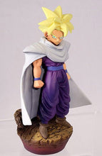 Load image into Gallery viewer, Dragon Ball Z - Son Gohan SSJ - Figure - Capsule Neo - Bronze ver. - Cuchiwaii
