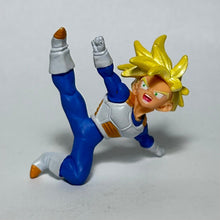 Cargar imagen en el visor de la galería, Dragon Ball Z - Son Gohan SSJ - Trading Figure - HG 12 - Cuchiwaii
