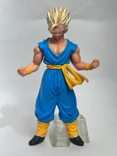 Cargar imagen en el visor de la galería, Dragon Ball Z - Son Gohan SSJ - Trading Figure - HG 23 - Cuchiwaii
