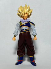 Cargar imagen en el visor de la galería, Dragon Ball Z - Son Goku SSJ - Trading Figure - HG 11 - Cuchiwaii
