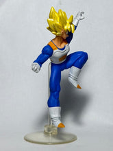 Cargar imagen en el visor de la galería, Dragon Ball Z - Son Goku SSJ - Trading Figure - HG 12 - Cuchiwaii
