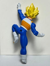 Cargar imagen en el visor de la galería, Dragon Ball Z - Son Goku SSJ - Trading Figure - HG 12 - Cuchiwaii

