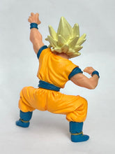 Load image into Gallery viewer, Dragon Ball Z - Son Goku SSJ - Trading Figure - HG - Cuchiwaii
