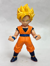 Load image into Gallery viewer, Dragon Ball Z - Son Goku SSJ - Trading Figure (TB) - Cuchiwaii
