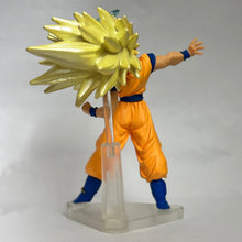 Load image into Gallery viewer, Dragon Ball Z - Son Goku SSJ3 - Trading Figure - HG - Cuchiwaii
