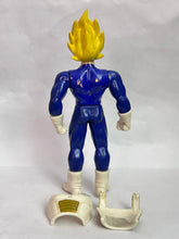 Cargar imagen en el visor de la galería, Dragon Ball Z - Vegeta SSJ - Action Figure (Vol.7) - Cuchiwaii
