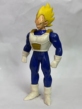 Cargar imagen en el visor de la galería, Dragon Ball Z - Vegeta SSJ - Action Figure (Vol.7) - Cuchiwaii
