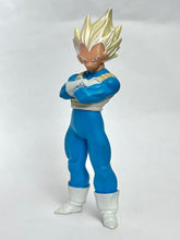 Cargar imagen en el visor de la galería, Dragon Ball Z - Vegeta SSJ - Trading Figure - HG 20 - Cuchiwaii

