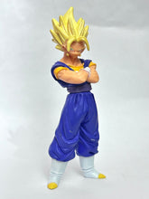 Cargar imagen en el visor de la galería, Dragon Ball Z - Vegito SSJ - Trading Figure - HG 18 - Cuchiwaii
