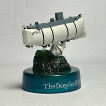 Load image into Gallery viewer, DS0-II DeepSea Exploration Vessel - Trading Figure - Miniature - White - Cuchiwaii
