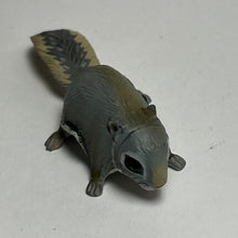 Load image into Gallery viewer, Ezo flying squirrel - Trading Figure - Miniature (150) - Cuchiwaii
