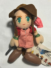 Cargar imagen en el visor de la galería, Final Fantasy VII - Aerith Gainsborough - Plush Toy - 1996 - Cuchiwaii

