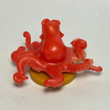 Load image into Gallery viewer, Finding Dory - Hank - Trading Figure - Choco Egg (40) - Cuchiwaii
