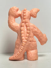 Cargar imagen en el visor de la galería, Frankenstein vs. Baragon - Baragon - Eraser / Keshigomu - Cuchiwaii

