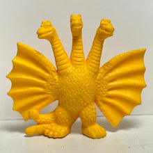 Cargar imagen en el visor de la galería, Godzilla - King Ghidorah - Eraser Figure - Keshigomu - Cuchiwaii
