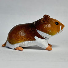 Load image into Gallery viewer, Golden Hanster (II) - Trading Figure - Miniature - 72 P34A - Cuchiwaii
