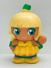 Cargar imagen en el visor de la galería, Sore Ike! Anpanman - Banna - Soft Vinyl Trading Figure - Atsumare Anpanman P45
