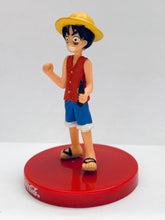 Cargar imagen en el visor de la galería, One Piece - Monkey D. Luffy - OP Figure Collection Omatsuridanshaku to Himitsu no Shima - Ruffy to Nakama-tachi Coca-Cola Collaboration Version
