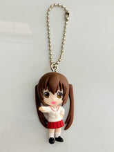 Load image into Gallery viewer, Minami-ke - Minami Kana - Figure Keychain
