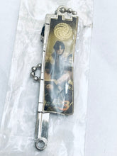 Load image into Gallery viewer, Sengoku Basara 3 - Kuroda Kanbei - Candy Toy - Keyholder - SB3 Metal Bushou Flag Holder
