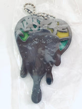 Load image into Gallery viewer, Servamp - Watanuki Sakuya - Mascot Keychain - Stained Glass Mascot
