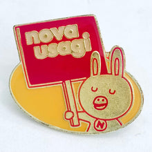 Cargar imagen en el visor de la galería, Nova Usagi Pins Collection
