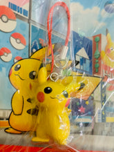 Cargar imagen en el visor de la galería, Pokémon - Pikachu - Figure Strap - Pokémon Center Osaka
