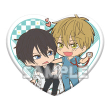 Load image into Gallery viewer, Dakaretai Otoko 1-i ni Odosarete Imasu. - Azumaya Junta &amp; Saijou Takato - Capsule Heart Can Badge
