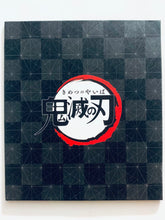 Load image into Gallery viewer, Kimetsu no Yaiba - Kibutsuji Muzan - Demon Slayer Mini Folding Screen (Byoubu) Collection 2
