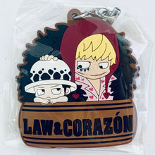 Cargar imagen en el visor de la galería, One Piece - Donquixote Rosinante / Corazon &amp; Trafalgar Law - OP Rubber Strap Collection Barrel Colle Vol.8 Donquixote Family Hen - Secret
