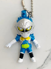 Cargar imagen en el visor de la galería, Kamen Rider Ex-Aid - Kamen Rider Brave - Swing Mascot
