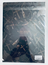 Cargar imagen en el visor de la galería, DIABOLIK LOVERS - Sakamaki Laito - A4 Clear File - DL After Sucking Love -Royal Monogram- SKiT Dolce Limited Kuji Type A (D3 Prize)
