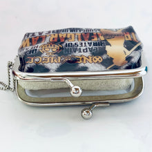 Cargar imagen en el visor de la galería, One Piece - Trafalgar Law - Gamaguchi - Coin Case - Vintage Ver.
