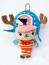 Cargar imagen en el visor de la galería, One Piece - Tony Tony Chopper - Keychain Mascot - Stuffed Toy with Ballchain
