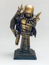 Cargar imagen en el visor de la galería, Hokuto no Ken - Jagi (Gold) - Fist of the North Star Kaiyodo Figure Collection Part 2
