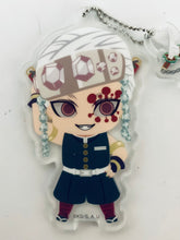 Load image into Gallery viewer, Kimetsu no Yaiba - Uzui Tengen - Bandai Shokugan - Candy Toy - Demon Slayer Everyone Focus! Mitsumete Acrylic Charm 2
