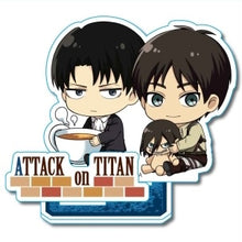 Cargar imagen en el visor de la galería, Attack on Titan Season 3 - Eren &amp; Levi - Tight Acrylic Figure (C)
