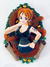 Cargar imagen en el visor de la galería, One Piece - Luffy, Zoro, Nami, Sanji, Chopper &amp; Ace - Three-Dimensional Relief Series - Figure
