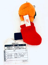 Cargar imagen en el visor de la galería, One Piece - Nami - Keychain Mascot - Stuffed Toy with Ballchain ~Christmas Arrangement~
