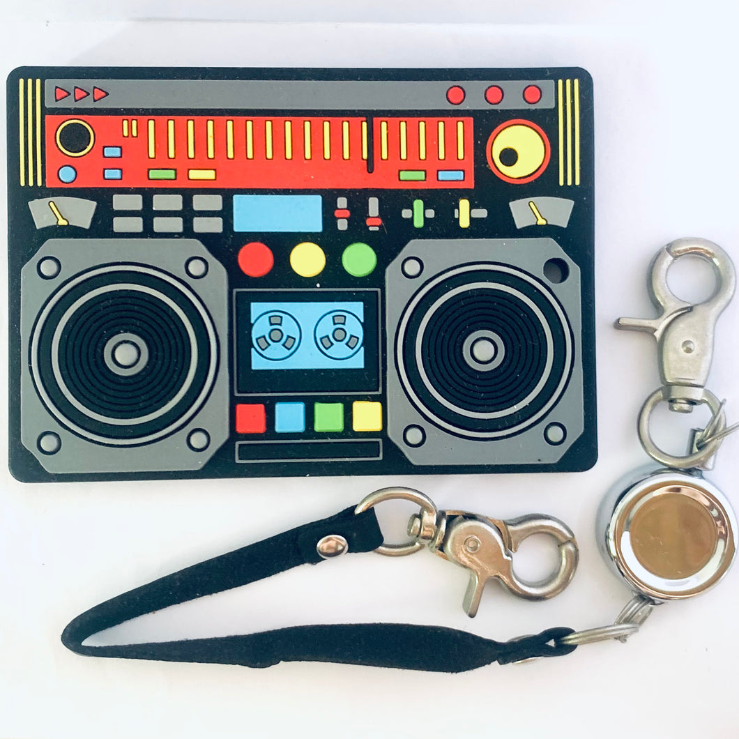 Radio Cassette Player Pass Case with Reel - Asobi Kakumei 80s Retro Boombox (Black)
